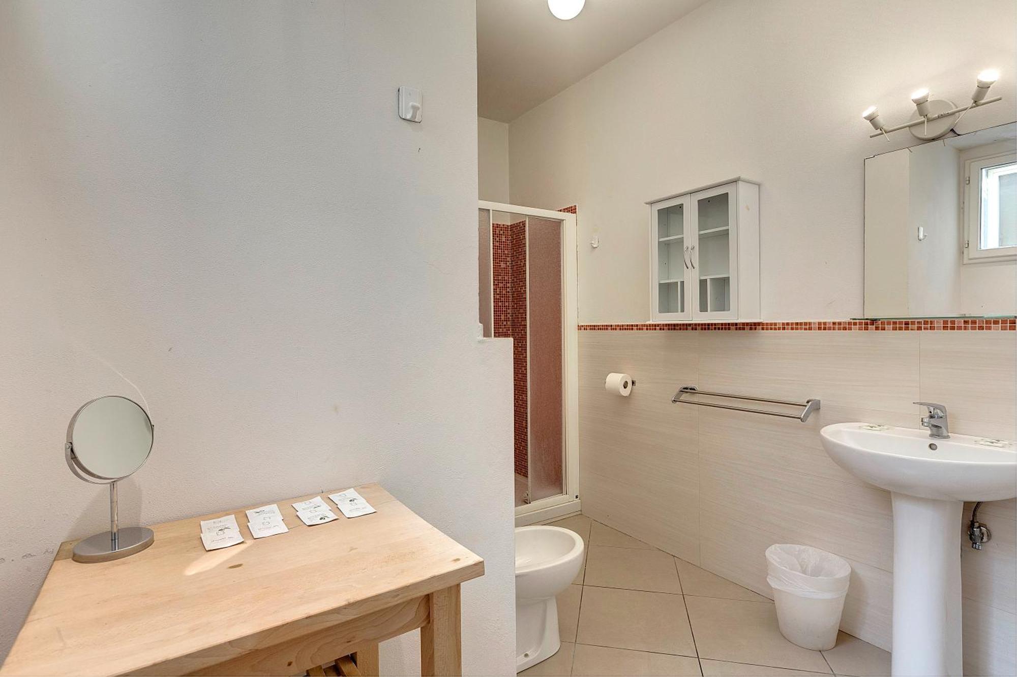 Benedetta 8 Apartamento